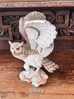 Fine porcelain hand painted franklin mint owl 1988