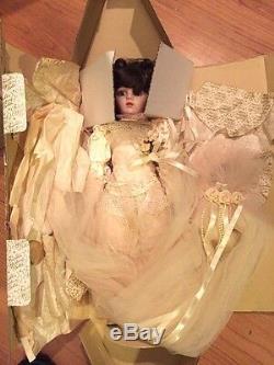 Franklin Heirloom Mint Bebe Bru 21Porcelain wedding bride Doll Robert Capia box