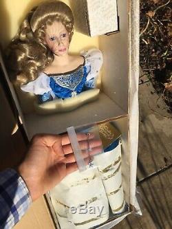 Franklin Heirloom Porcelain Doll Arwen Evenstar Lord Of The Rings Mint RARE