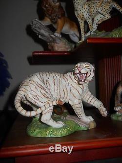 Franklin Mint 12 Hand Painted Porcelain Big Cats Sculptures By Artist N Wilson