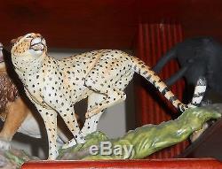 Franklin Mint 12 Hand Painted Porcelain Big Cats Sculptures By Artist N Wilson