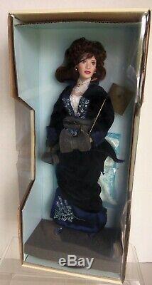Franklin Mint 18 Porcelain, TITANIC ROSE Doll in Blue Velvet, Flying Scene MIB