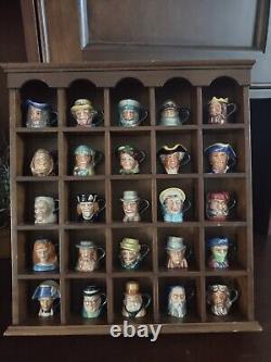 Franklin Mint 1983 Set Porcelain Peter Jackson Miniature Toby Mugs Display Case