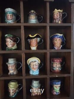 Franklin Mint 1983 Set Porcelain Peter Jackson Miniature Toby Mugs Display Case