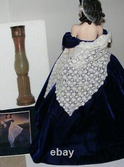 Franklin Mint 19 GWTW SCARLETT in Blue Velvet Portrait Dress