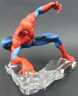 Franklin Mint Amazing Spiderman Porcelain Statue Lead Crystal Base 1998