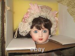 Franklin Mint BeBe Thuillier Antique Reproduction 22 Porcelain Doll NIB