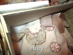 Franklin Mint BeBe Thuillier Antique Reproduction 22 Porcelain Doll NIB
