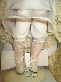 Franklin Mint BeBe Thuillier Antique Reproduction 22 Porcelain Doll NIB