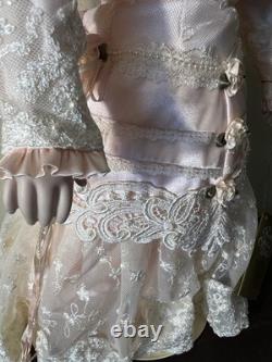 Franklin Mint BeBe Thuillier Antique Reproduction 22 Porcelain Doll NIB