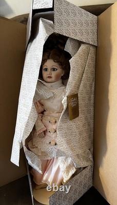 Franklin Mint BeBe Thuillier Antique Reproduction 22 Porcelain Doll NIB