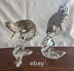 Franklin Mint Big Cats Of The World. Siberian White Tiger And The Snow Leopard