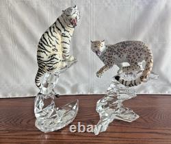 Franklin Mint Big Cats Of The World. Siberian White Tiger And The Snow Leopard