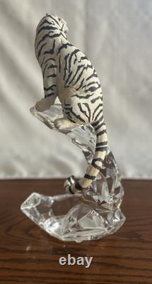 Franklin Mint Big Cats Of The World. Siberian White Tiger And The Snow Leopard