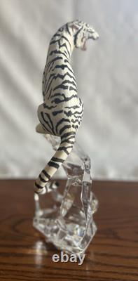 Franklin Mint Big Cats Of The World. Siberian White Tiger And The Snow Leopard