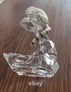 Franklin Mint Big Cats Of The World. Siberian White Tiger And The Snow Leopard