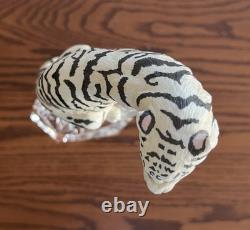 Franklin Mint Big Cats Of The World. Siberian White Tiger And The Snow Leopard