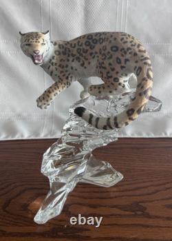 Franklin Mint Big Cats Of The World. Siberian White Tiger And The Snow Leopard