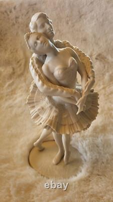 Franklin Mint Bisque Porcelain Ballet Sculpture Swan Lake 9.5 In. Ltd. Ed. U2539