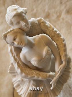 Franklin Mint Bisque Porcelain Ballet Sculpture Swan Lake 9.5 In. Ltd. Ed. U2539