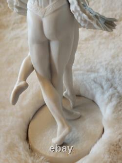 Franklin Mint Bisque Porcelain Ballet Sculpture Swan Lake 9.5 In. Ltd. Ed. U2539