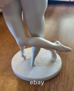 Franklin Mint Bisque Porcelain Ballet Sculpture Swan Lake 9.5 In. Ltd. Ed. U2539