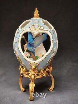 Franklin Mint Bluebird House of Faberge Egg Birds of the World With Stand Vtg