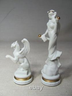 Franklin Mint Chess Set Of The Gods Aphrodite Queen & Griffin Pawn Greek White