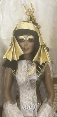 Franklin Mint Cleopatra Porcelain Doll Heirloom Dolls Collection Retired HTF