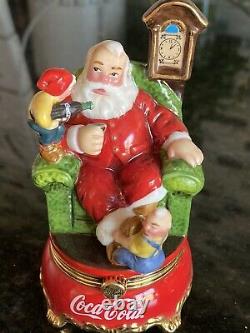 Franklin Mint Coca-cola Santa Mini Porcelain Box Set(5) with Mirrored Display Case