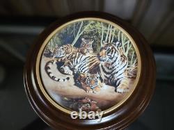 Franklin Mint Collector Tiger Plates Set of 9