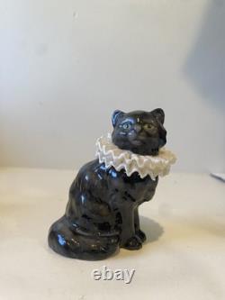 Franklin Mint Curio Cabinet Cat Collection Porcelain Lace Meissen Dresden Style