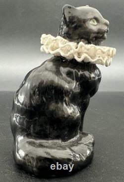 Franklin Mint Curio Cabinet Cat Collection Porcelain Lace Meissen Dresden Style