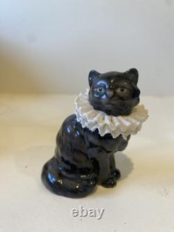 Franklin Mint Curio Cabinet Cat Collection Porcelain Lace Meissen Dresden Style