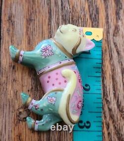 Franklin Mint Curio Cabinet Cats FAMILLE ROSE Cat Figurine Pastel Colorful 3