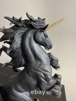 Franklin Mint Dark Fury Unicorn Fine Porcelain Sculpture Ruth Thompson Gold Horn