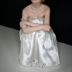 Franklin Mint Diana Portrait of a Princess Porcelain Doll Sitting on Blue Stool