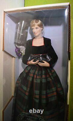 Franklin Mint Diana Princess Of Charm Porcelain Doll In Tartan Dress