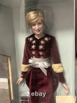 Franklin Mint Diana Princess Of Loveliness Burgundy Velvet Gown Porcelain Doll