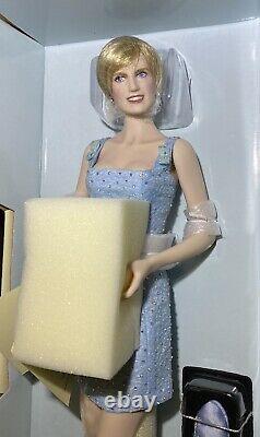 Franklin Mint Diana Princess Of Wales Porcelain Portrait Doll Swan Lake Dress