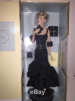 Franklin Mint Diana Princess of Sophistication Porcelain Portrait Doll NIB Black