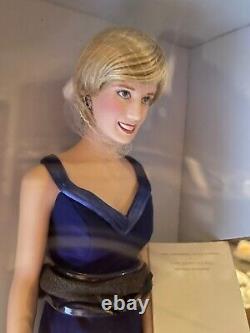Franklin Mint Diana Princess of Style Porcelain Portrait Doll withCOA unopened