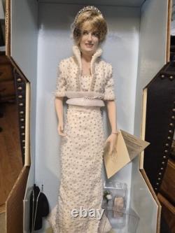 Franklin Mint Diana Princess of Wales 16in Porcelain Portrait Doll