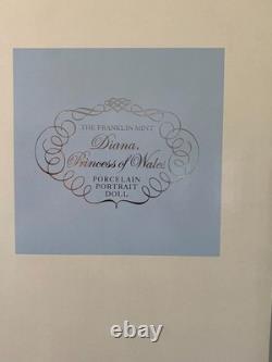 Franklin Mint Diana Princess of Wales Porcelain 17 Doll Mint Blue Dress