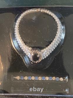 Franklin Mint Diana Princess of Wales Porcelain 17 Doll Mint Blue Dress