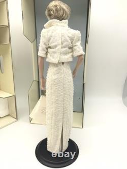 Franklin Mint Diana Princess of Wales Porcelain Doll Original Box & Stand MIB
