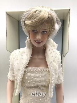 Franklin Mint Diana Princess of Wales Porcelain Doll Original Box & Stand MIB