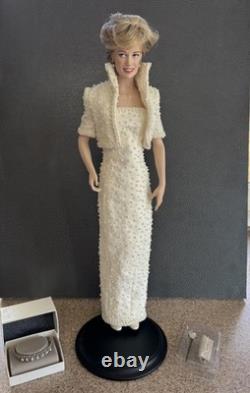 Franklin Mint Diana Princess of Wales Porcelain Portrait Doll IOB 18 Tall