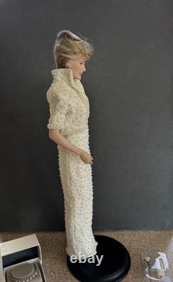 Franklin Mint Diana Princess of Wales Porcelain Portrait Doll IOB 18 Tall