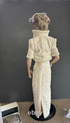 Franklin Mint Diana Princess of Wales Porcelain Portrait Doll IOB 18 Tall